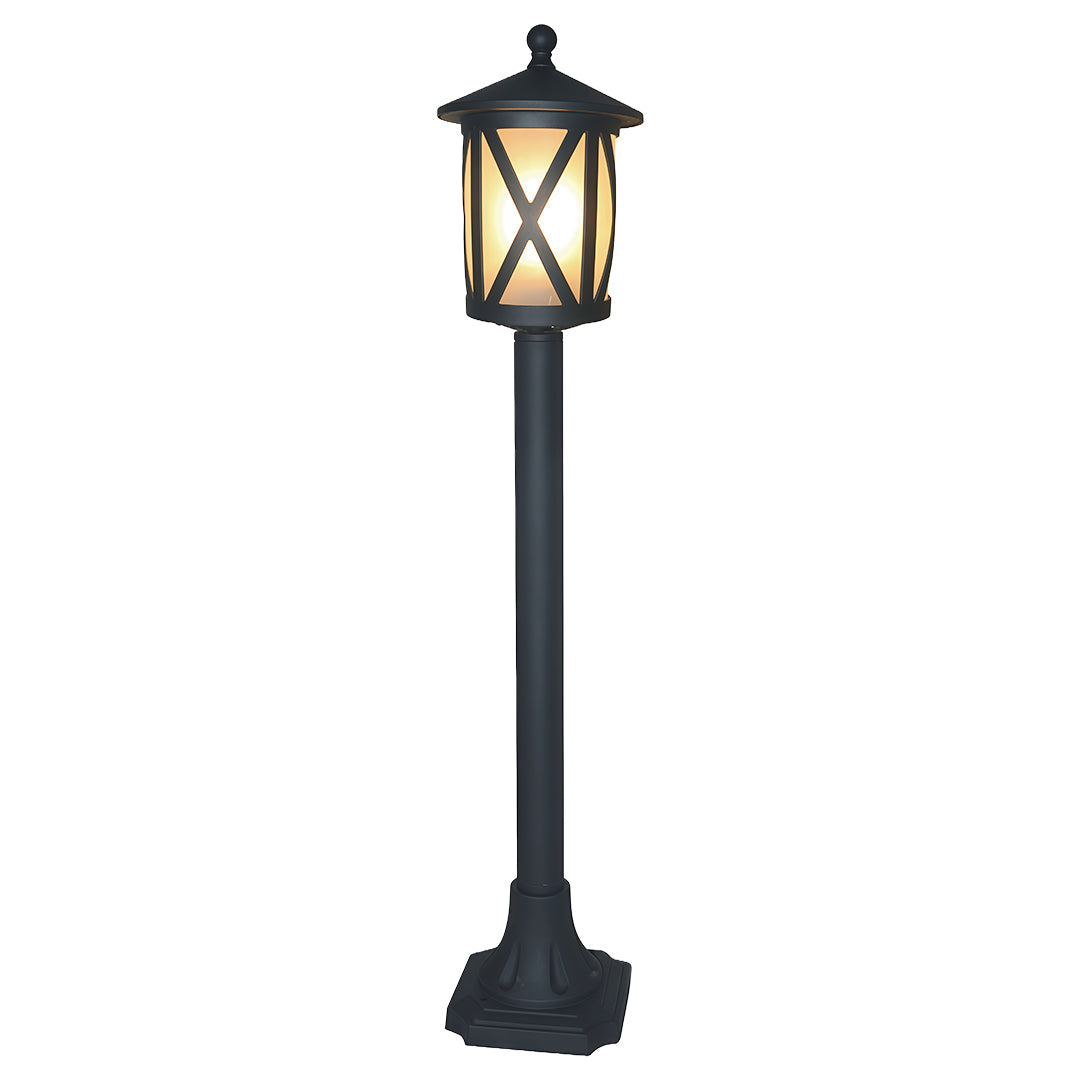 WINTHORPE ALUMINUM GARDEN SPOTLIGHT WITH LED ILLUMINATION
