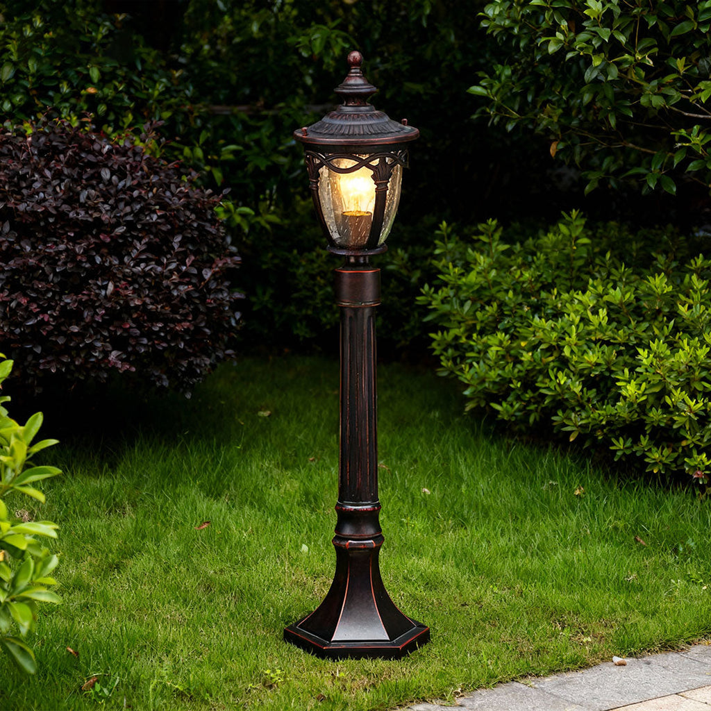 WINDSOR ALUMINUM GARDEN PATHWAY LANTERN WITH WEATHERPROOF DESIGN