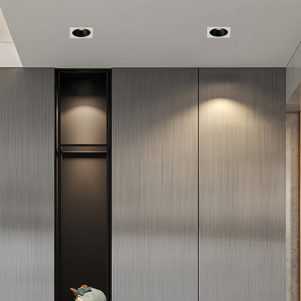 WINTHORPE SQUARE RECESSED CEILING ILLUMINATOR