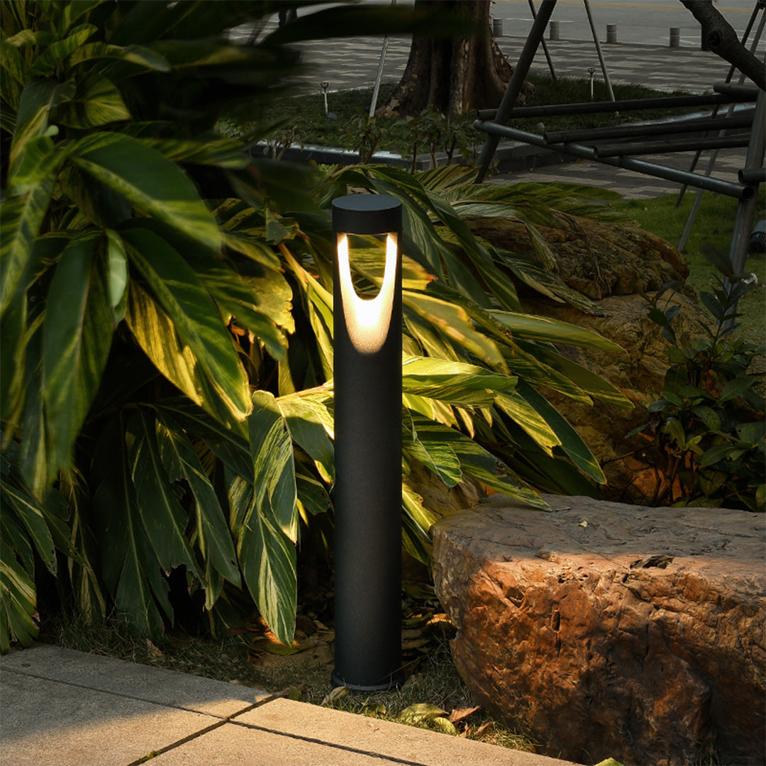 WINDSOR GARDEN LED BOLLARD LIGHTING SCULPTURE FOR PATHWAYS