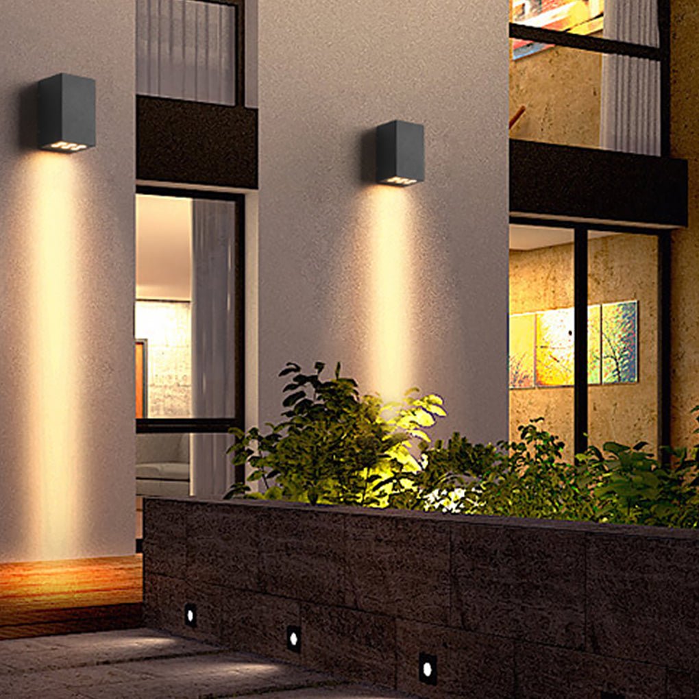 RAVENSCROFT DUAL-ILLUMINATION AQUATIC WALL LANTERN FOR EXTERIOR GARDEN