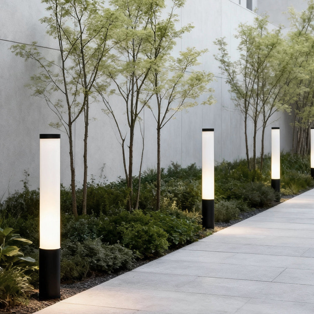 WINTHORPE TUBE-STYLE ACRYLIC LED GARDEN LANTERN