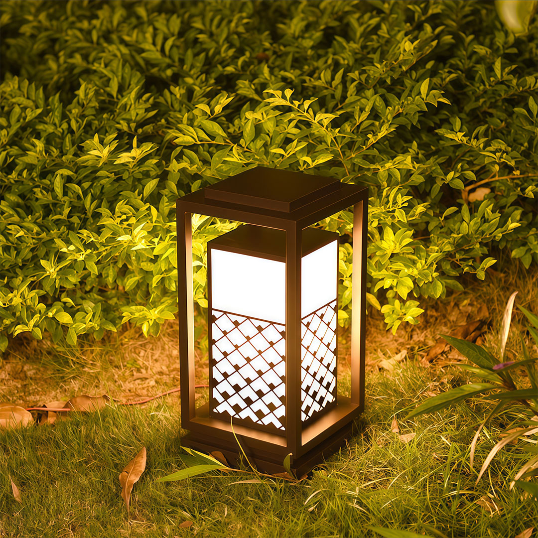WILLOUGHBY AQUA-RESISTANT PATHWAY LANTERN"  
2. "CAVENDISH DURABLE GARDEN BEACON"  
3. "MONTCLAIR WEATHERPROOF OUTDOOR LIGHTING POST"  
4. "TAVISTOCK RAIN-SHIELD LANDSCAPE ILLUMINATOR"  
5. "PENROSE ELEMENTAL GROUND LIGHT"  
6. "HEATHFIELD STURDY EXTERIOR