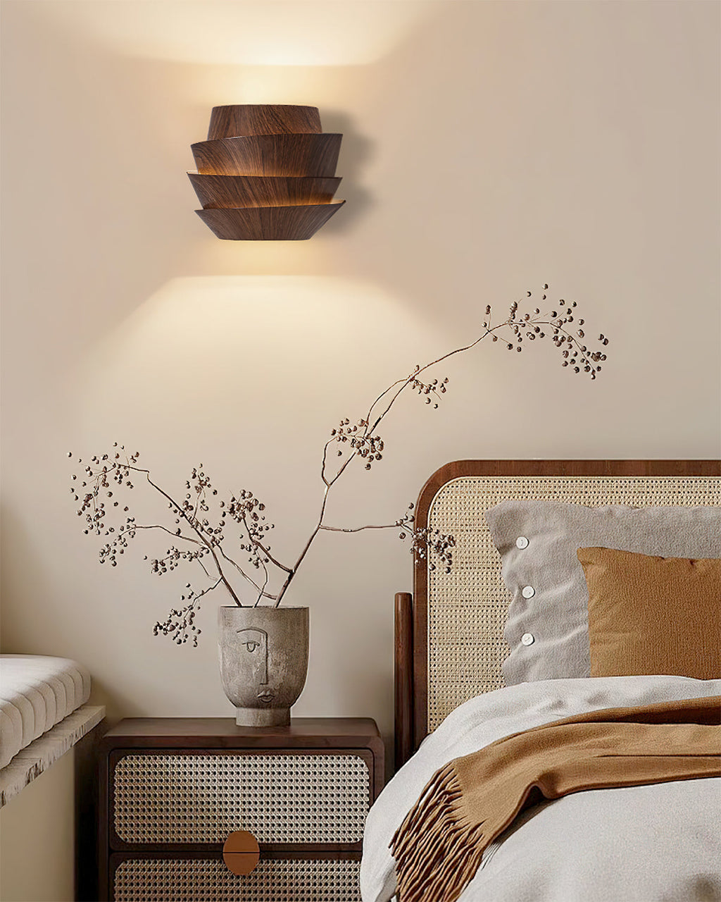 RAVENWOOD SLIMLINE HANGING LANTERN