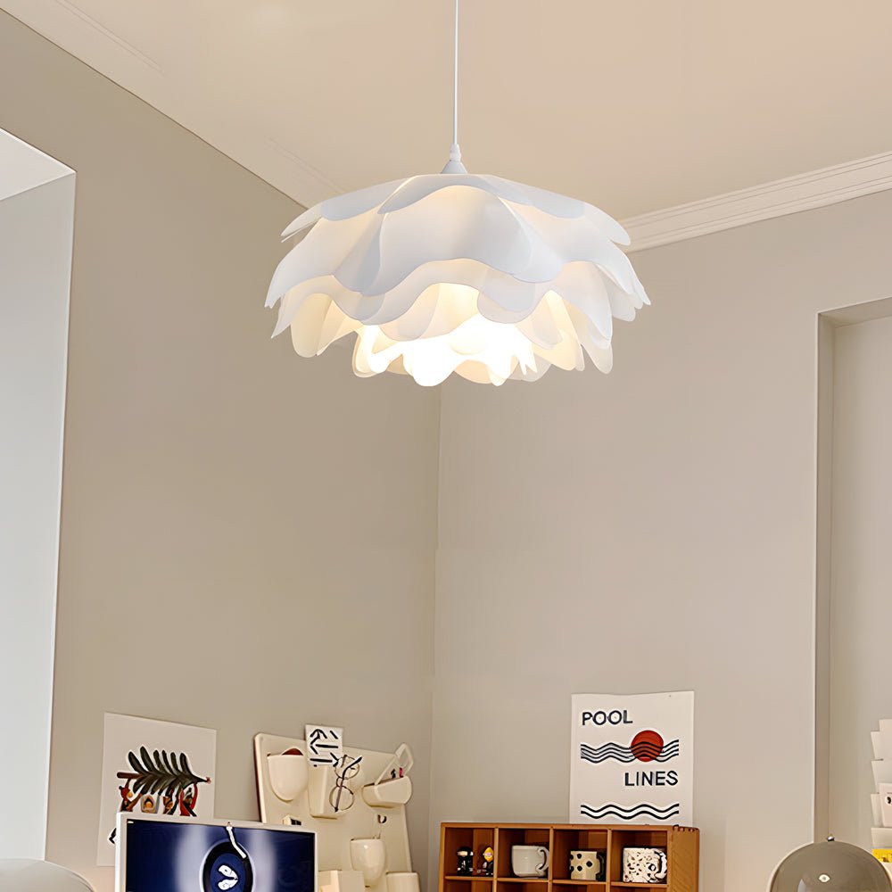 WINTERBOURNE ACRYLIC BLOOM PENDANT LIGHT, Contemporary Aesthetic, 3-Level Brightness Control, Customizable Suspension Length