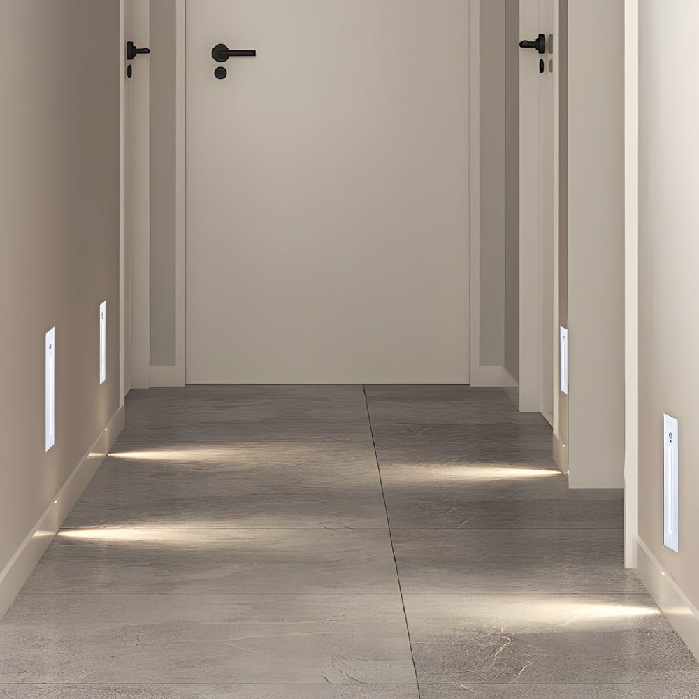 RAVENSDALE INTEGRATED LED STEP LIGHTING WITH VERTICAL MOTION DETECTION FOR INDOOR AND OUTDOOR USE