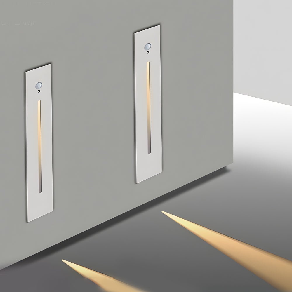 RAVENSDALE INTEGRATED LED STEP LIGHTING WITH VERTICAL MOTION DETECTION FOR INDOOR AND OUTDOOR USE
