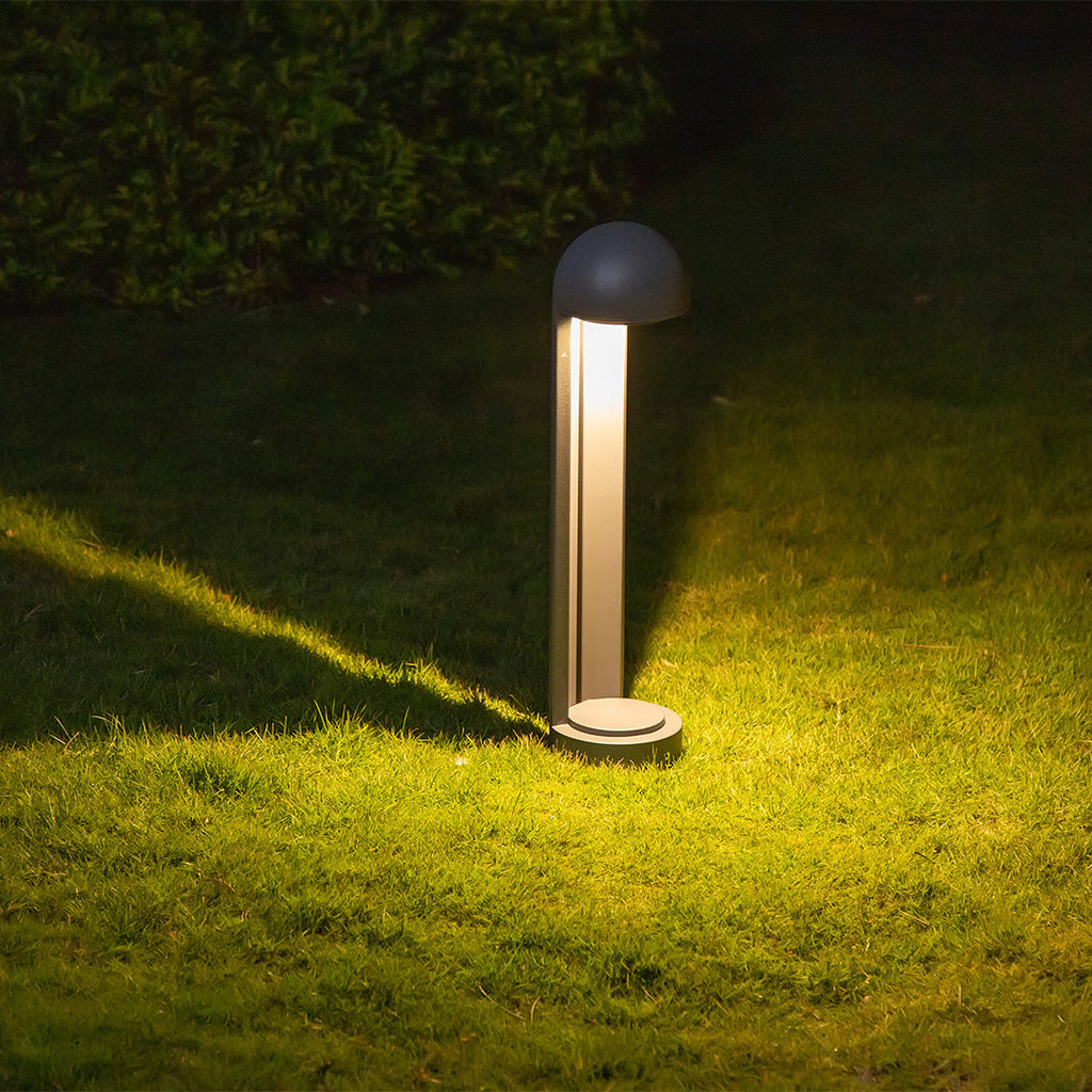 RAVENWOOD LED PATHWAY BEACON - Contemporary Minimalist Outdoor Illumination