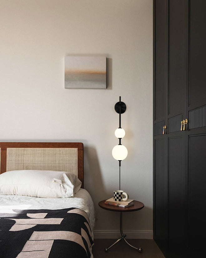 WINTHORPE SPHERICAL PLUG-IN WALL ILLUMINATOR