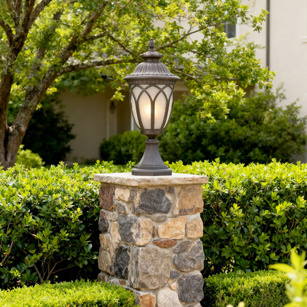 WINDSOR GARDEN COLUMNS WEATHERPROOF LIGHTING SCULPTURE