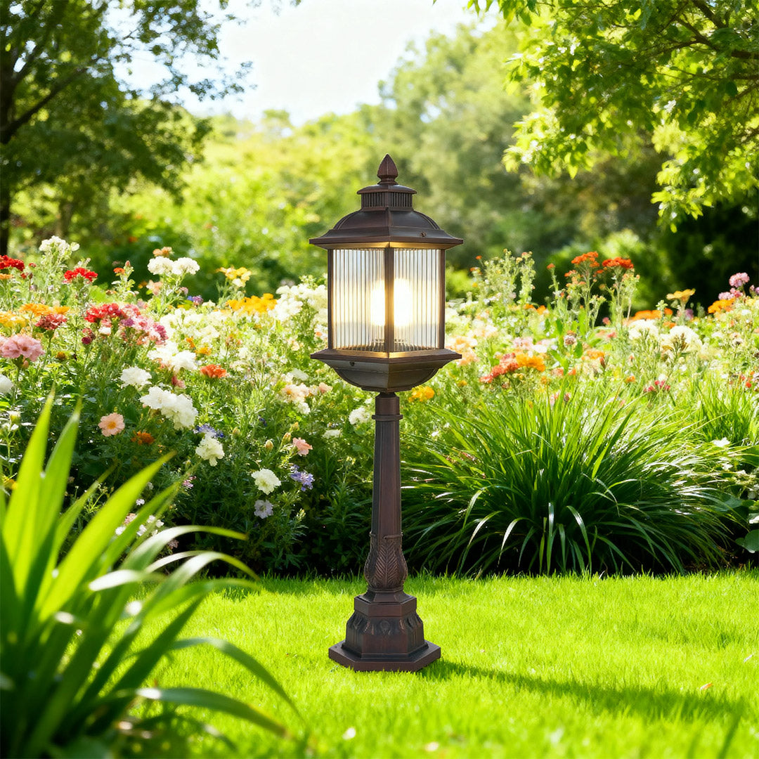 RAVENSCROFT GARDEN BEACON WITH E26 SOCKET