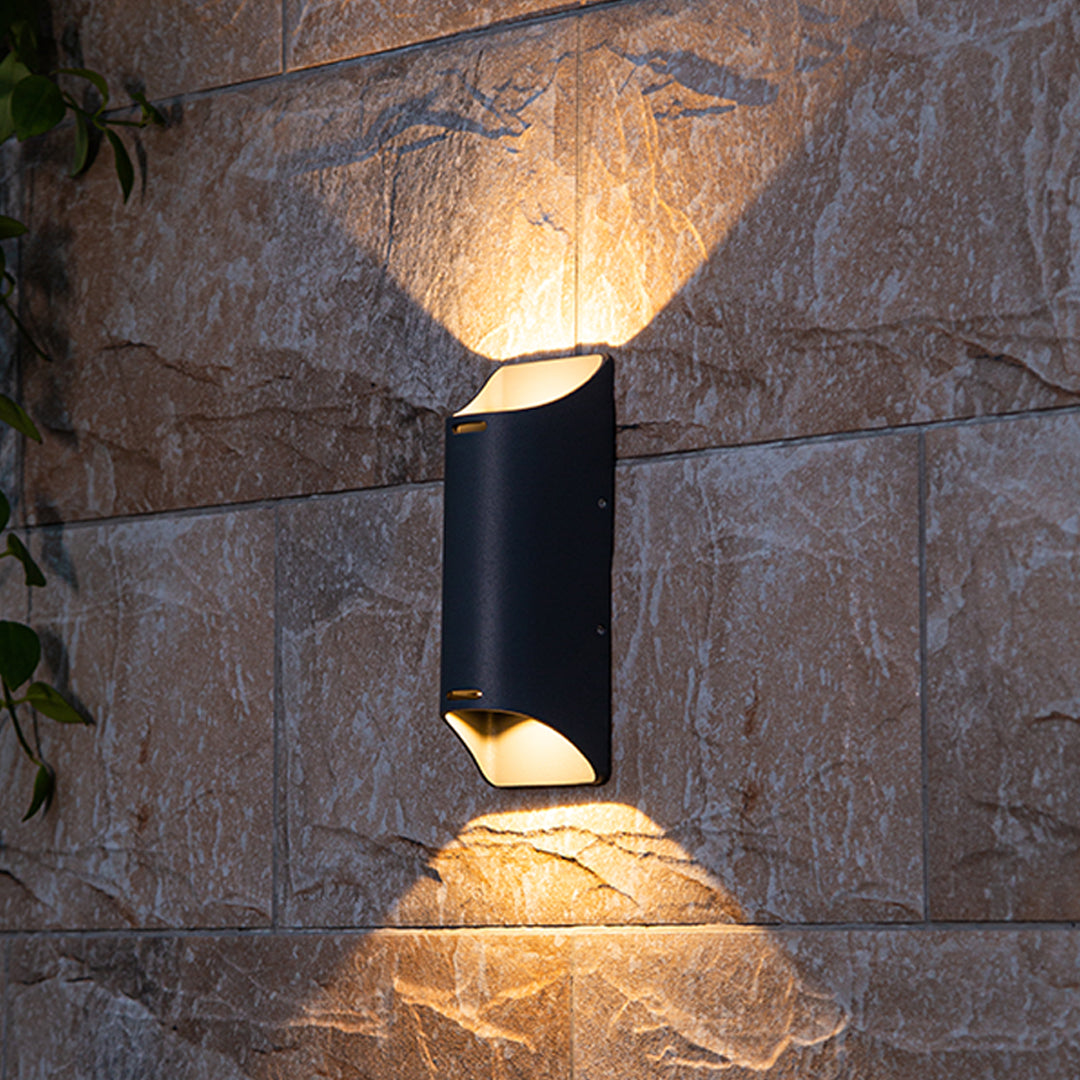 RAVENSHOE AQUA-RESISTANT LED BIFACIAL EXTERIOR LIGHTING