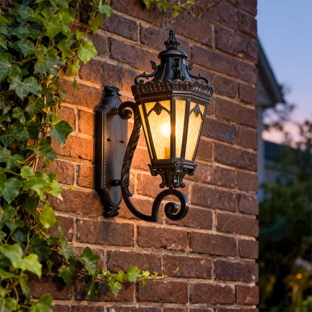 WINDSOR BLACK ALUMINUM OUTDOOR WALL LANTERN - WEATHERPROOF DESIGN