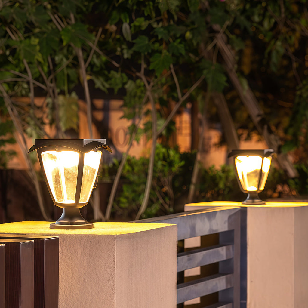 WINTERBORNE SOLAR PILLAR LANTERN IN WEATHER-RESISTANT ALUMINUM