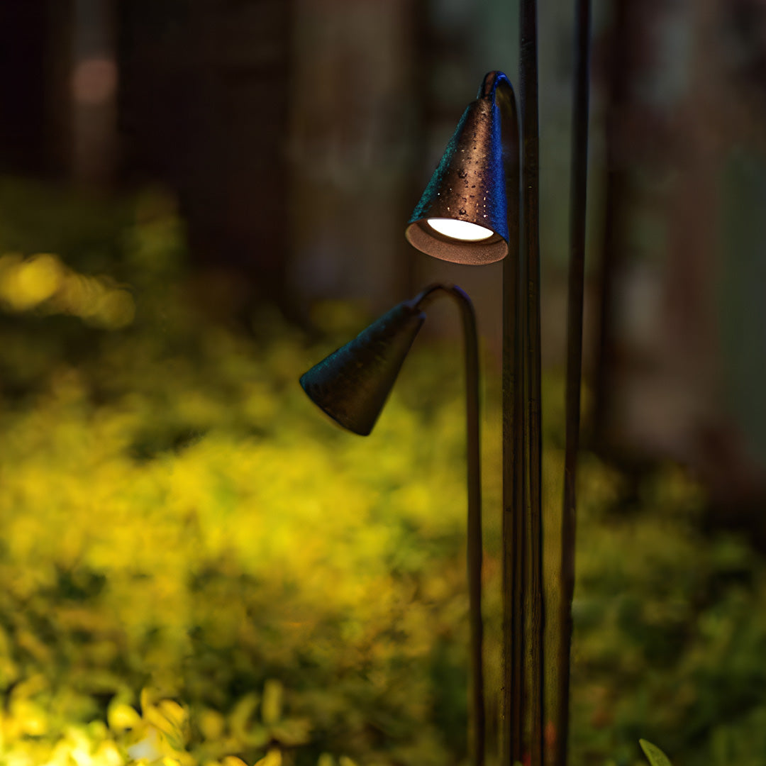 BRAMBLETON METAL GARDEN PATH LIGHTS WITH WEATHER-RESISTANT LED ILLUMINATION