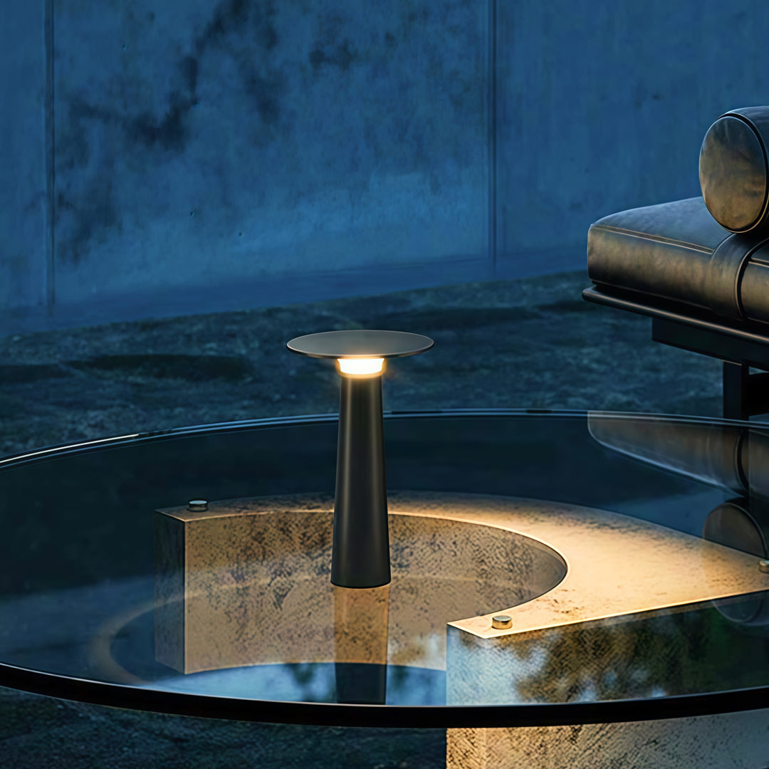 WINDSOR GARDEN RADIANCE OUTDOOR LAMP