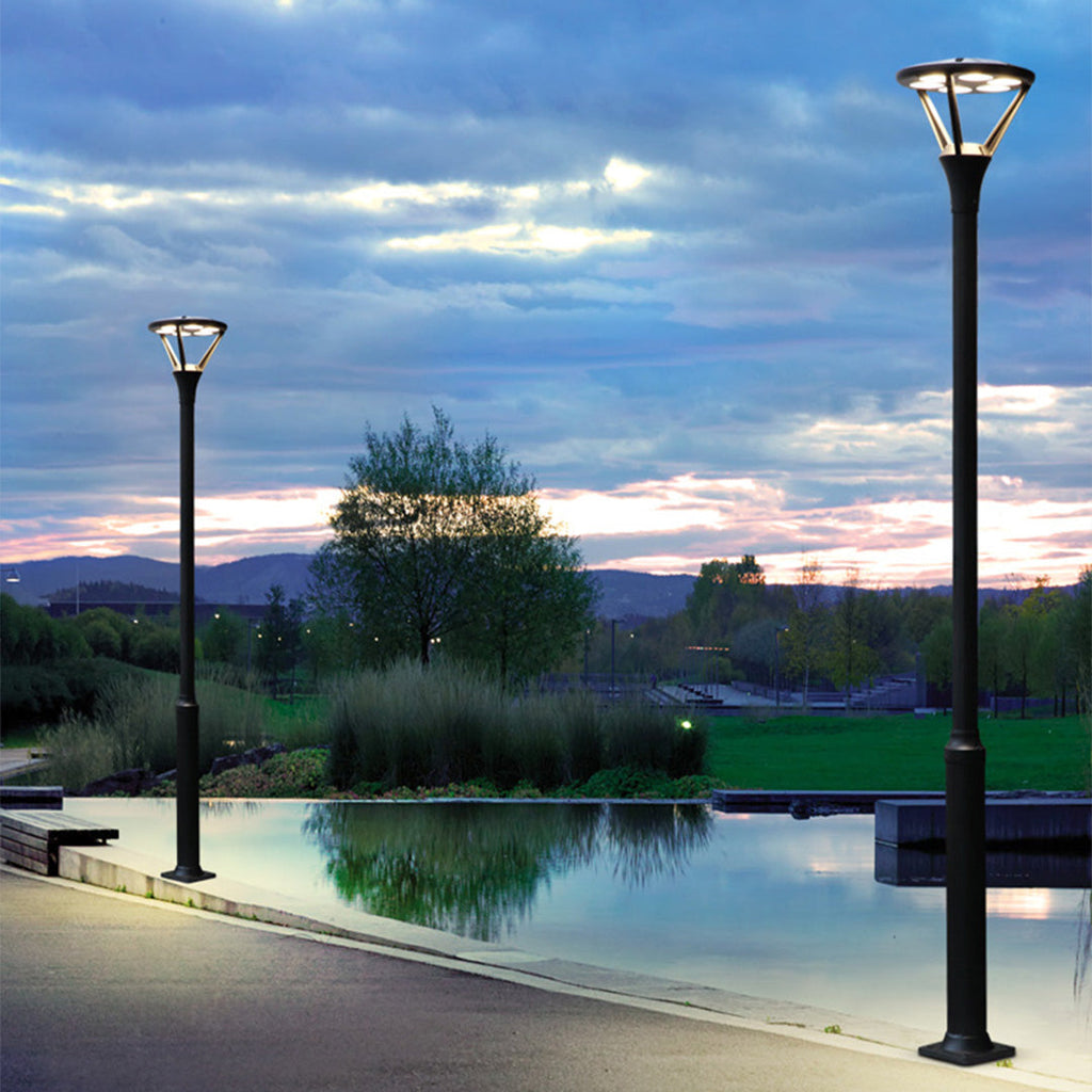 WINDSOR HEIGHTS 10-FOOT LED GARDEN LANTERN POST