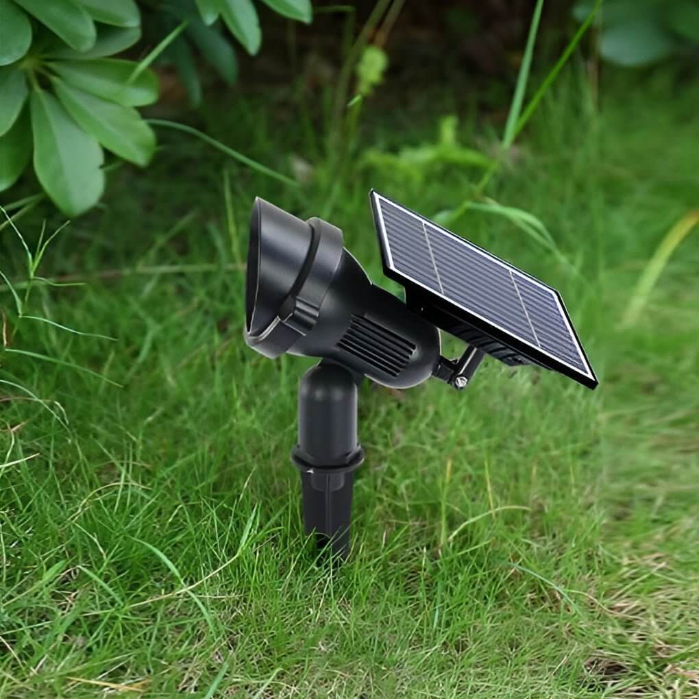 WINTHROP SOLAR-POWERED GARDEN TREE ILLUMINATOR