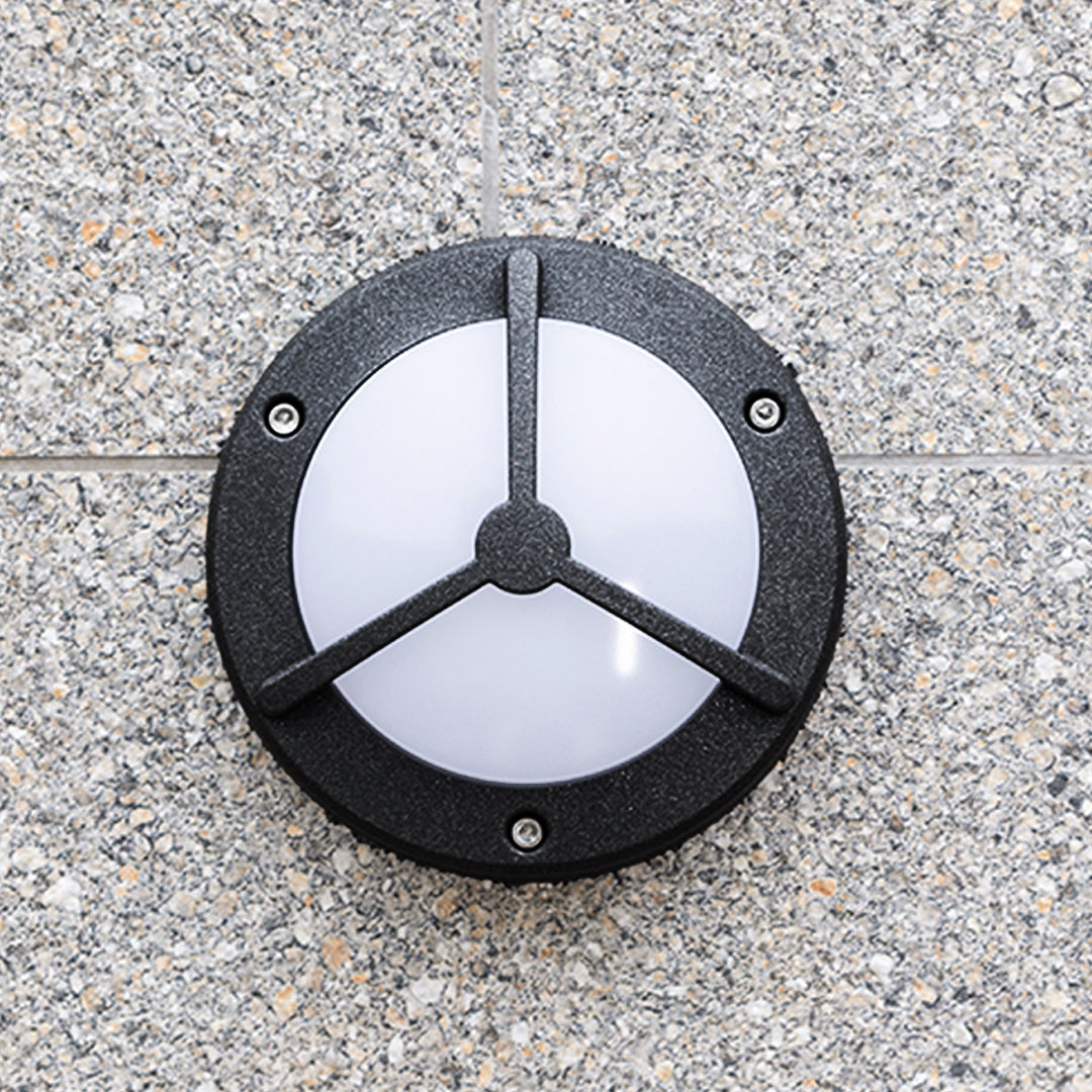 WINTHORPE RAIN-RESISTANT TRISECTED WALL LANTERN
