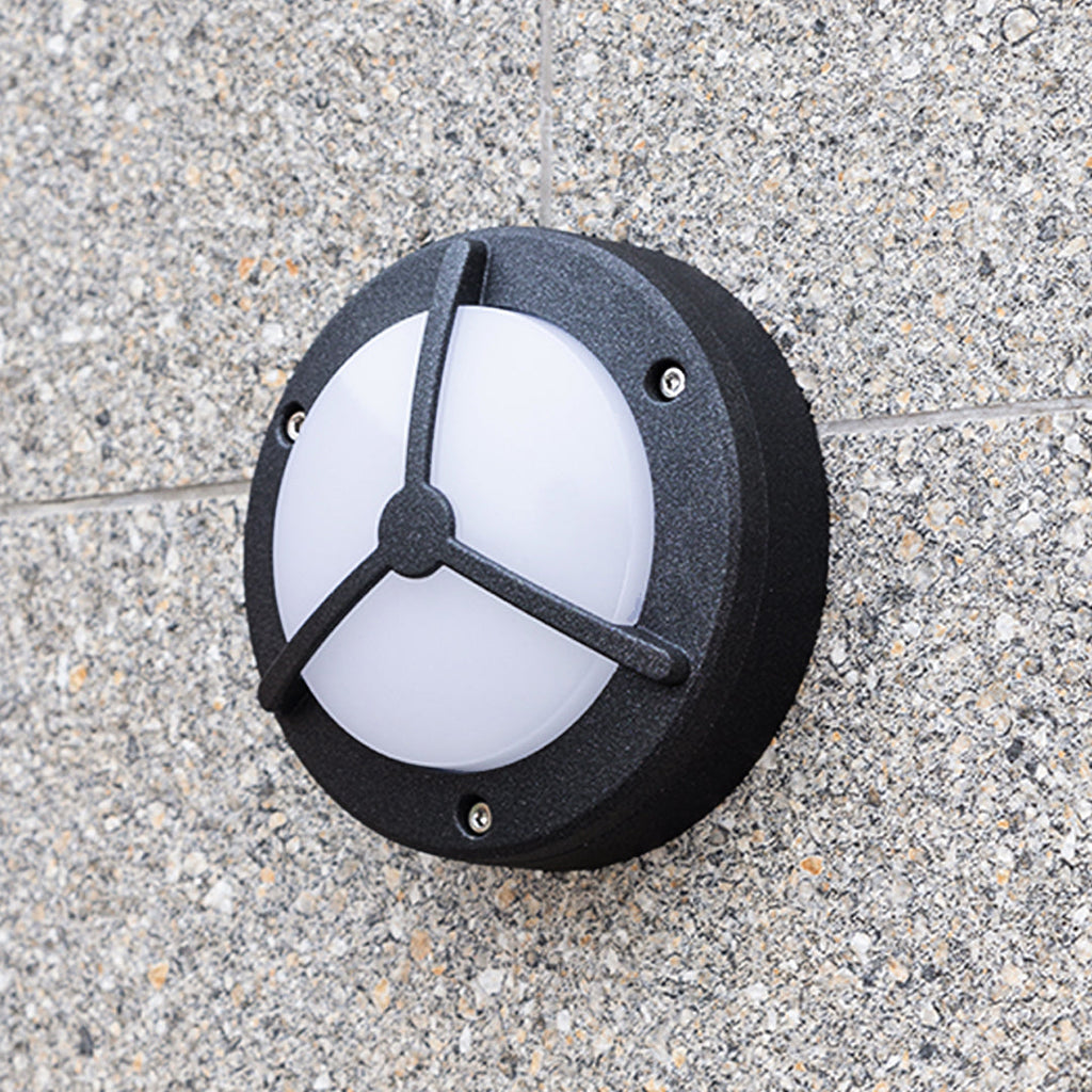 WINTHORPE RAIN-RESISTANT TRISECTED WALL LANTERN