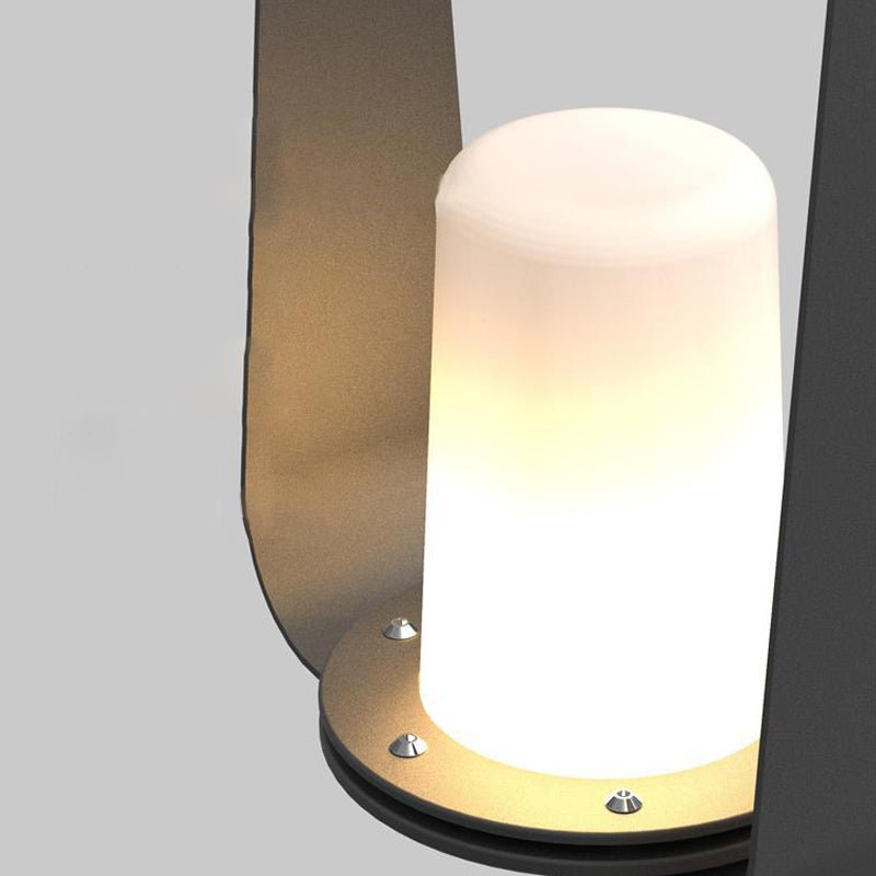 WINDSOR WATERPROOF LED LANTERN WITH RECHARGEABLE USB
