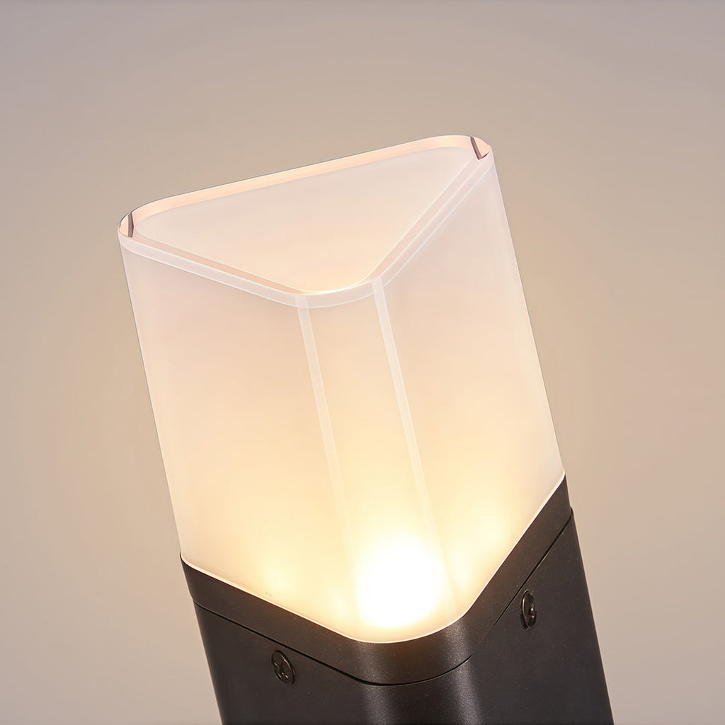 WINTERBORNE SOLAR-POWERED GARDEN BOLLARD LANTERN