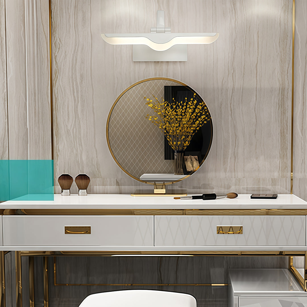 WINTHORPE WATER-RESISTANT LED BATHROOM ILLUMINATOR WITH CUSTOMIZABLE BRIGHTNESS