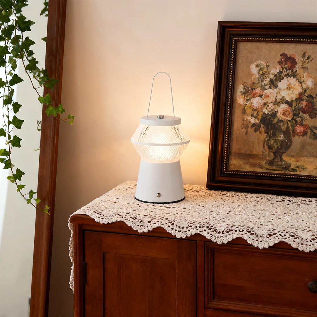 THORNBURY SOLAR GLOW MOSQUITO REPELLENT LANTERN