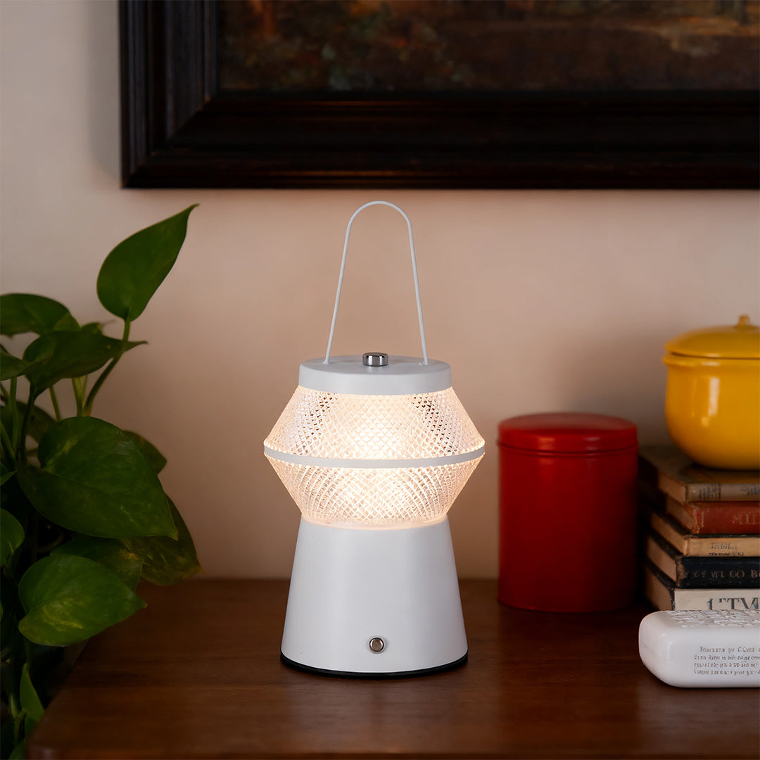 THORNBURY SOLAR GLOW MOSQUITO REPELLENT LANTERN