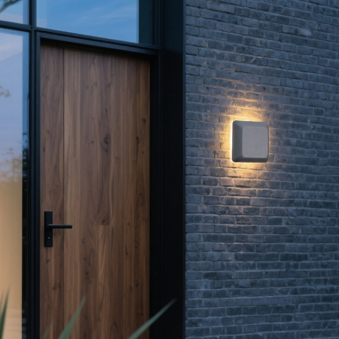 WINTHORPE WEATHERPROOF GEOMETRIC WALL LANTERN