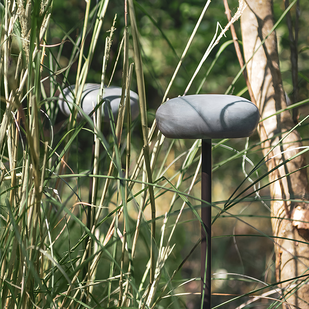 FENWICK FUNGAL GLOW PATH LIGHTS WITH EYE-SOFTENING ILLUMINATION