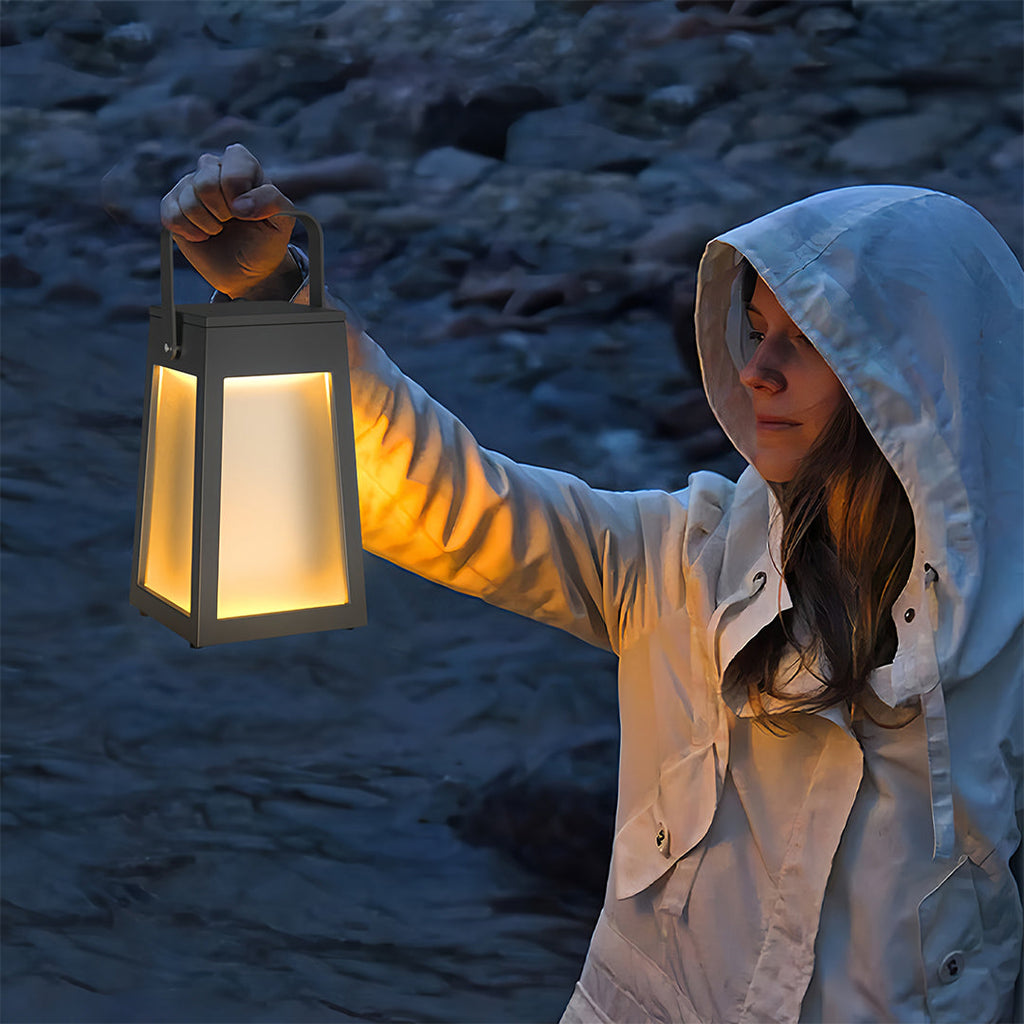 RAVENWOOD NIGHTFALL CAMPING LANTERN - IPX7 WATERPROOF ILLUMINATION