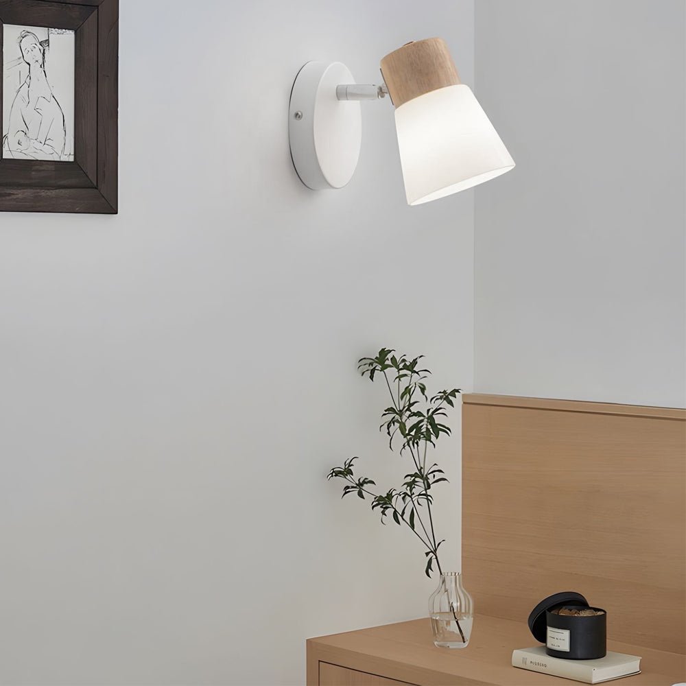 WINDSOR WOODEN GLASS SPIRAL WALL LANTERN