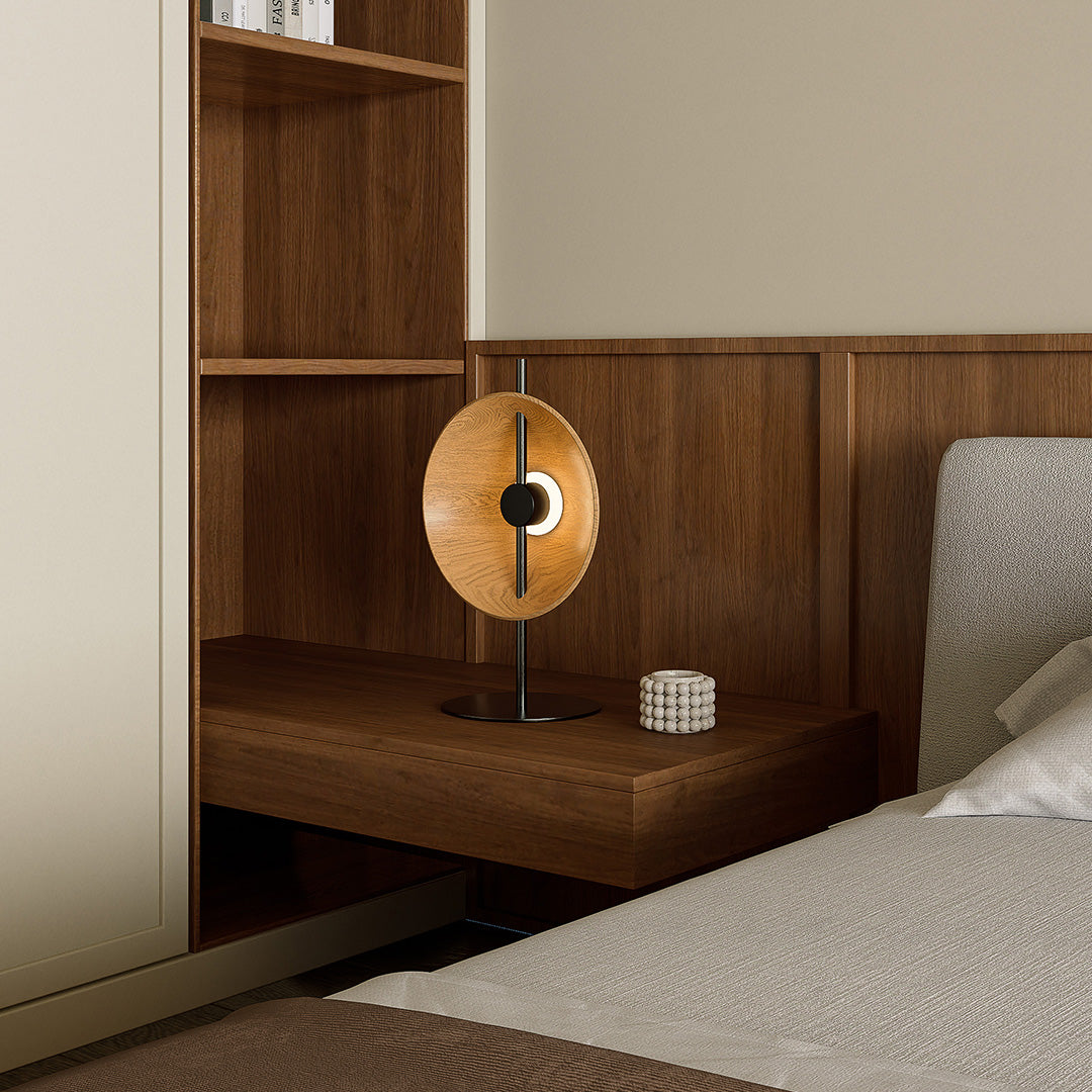 BRACKENWOOD SCULPTURAL LAMP OF NATURAL FLAIR