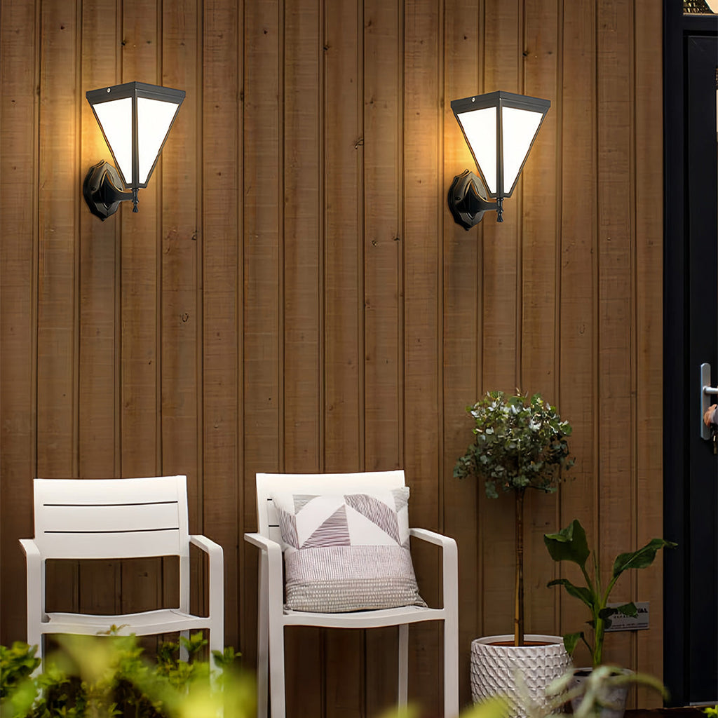 WINDSOR HARMONY SOLAR WALL LANTERN