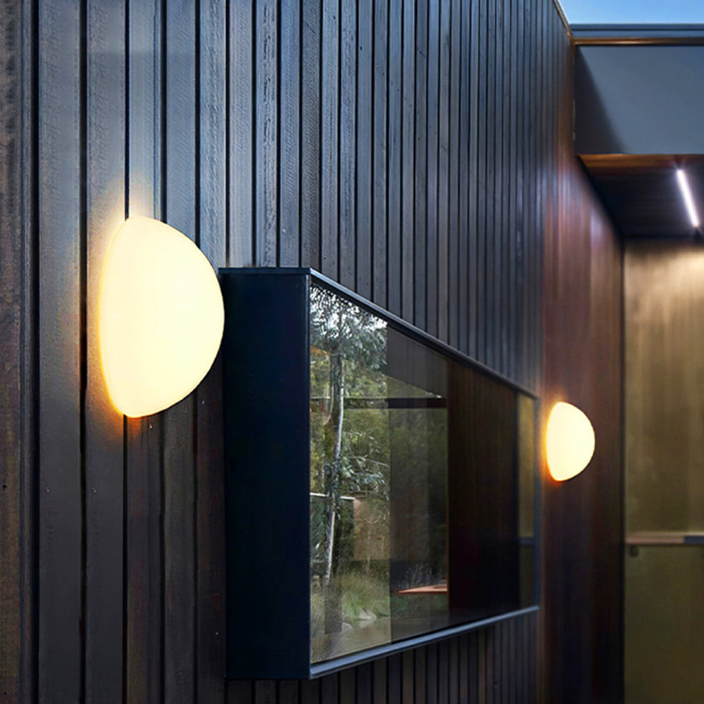 WINCHESTER AQUA-DOME WALL LANTERN