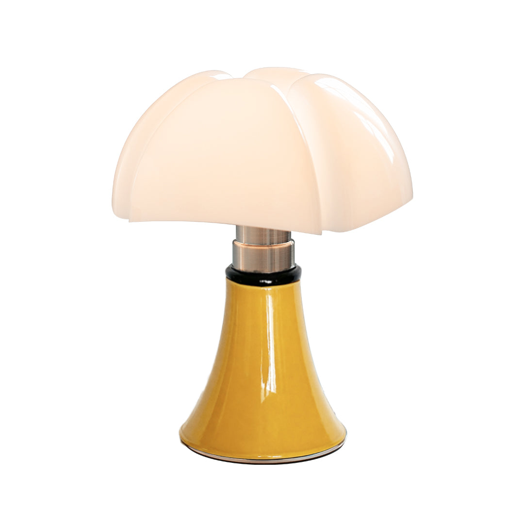 VINCENT IRON ARTISAN TABLE LAMP WITH ITALIAN INSPIRATION